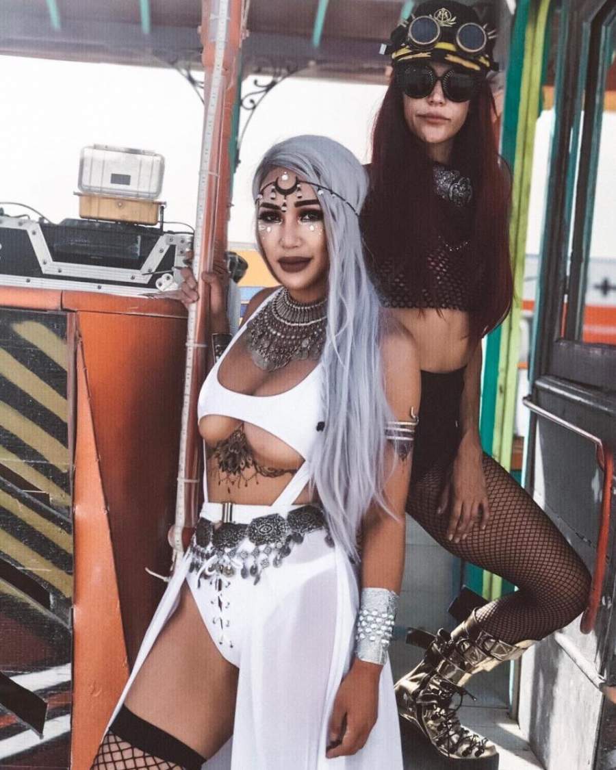 Burning Man девушки на фестивале (75 фото)