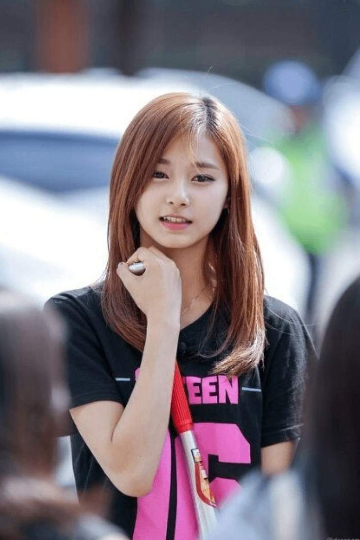 Beautiful Asian girls with an angelic appearance (77 photos)