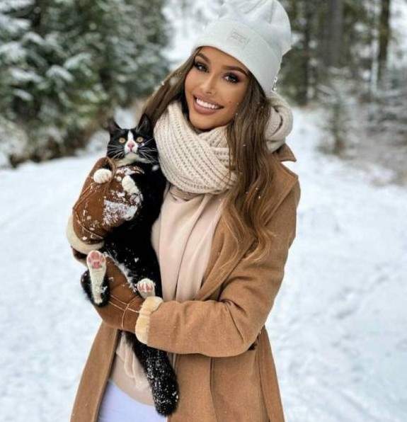 Зимние женские образы